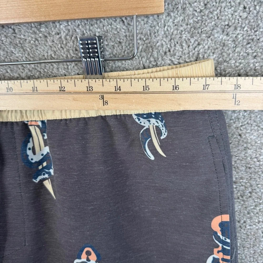 Roark Serrano Snake Dagger Board Shorts Mens Large‎ Charcoal Grey Hemp Stretch